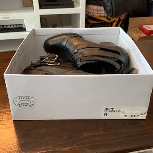 Steve Madden Booties